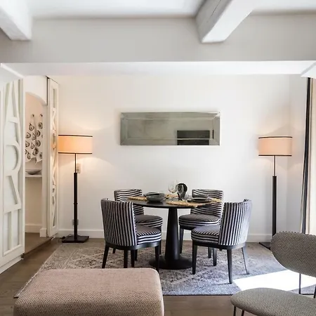 Maison De L'ormeau 圣特罗佩
